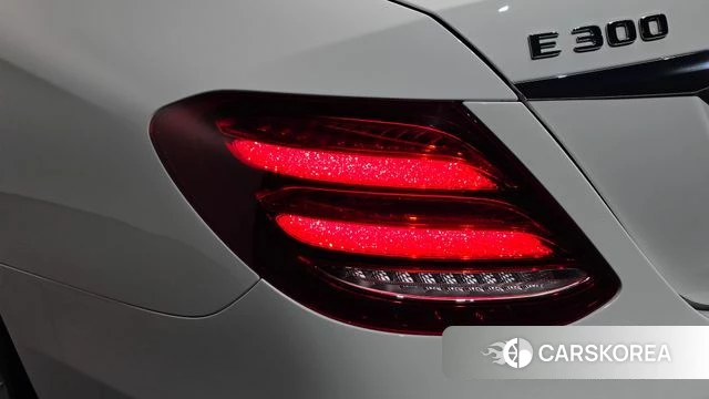 Mercedes-Benz E-Class W213 id 5023625 из Кореи 15