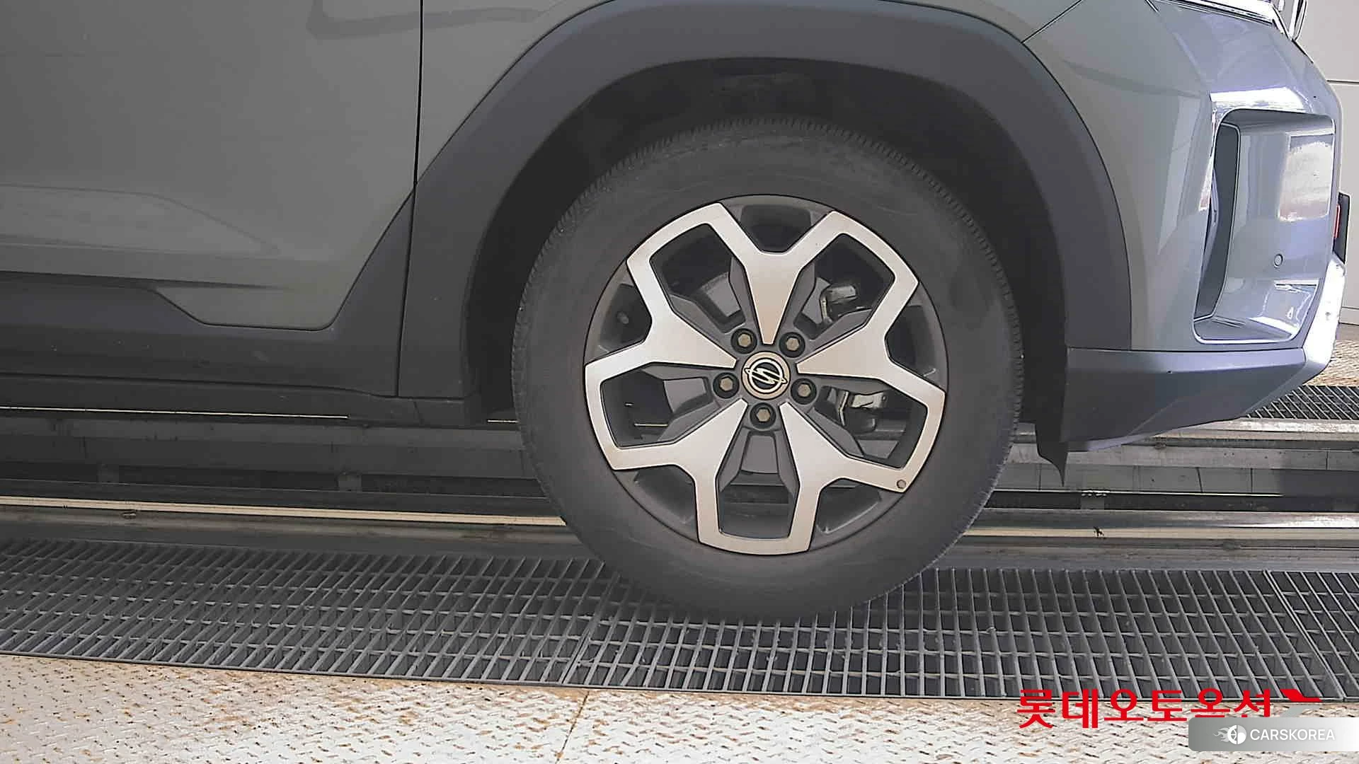 SsangYong Torres id 4984731 из Кореи 15