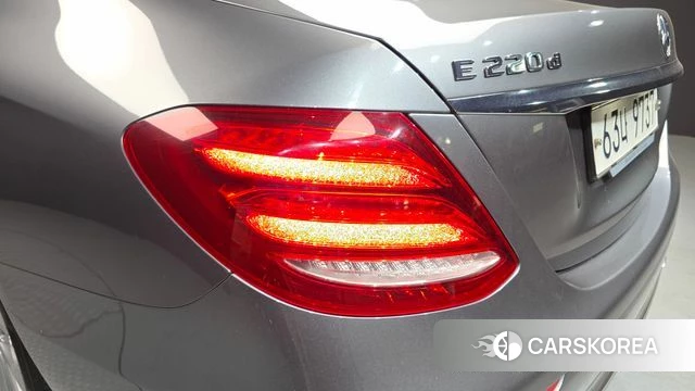 Mercedes-Benz E-Class W213 id 4931127 из Кореи 15