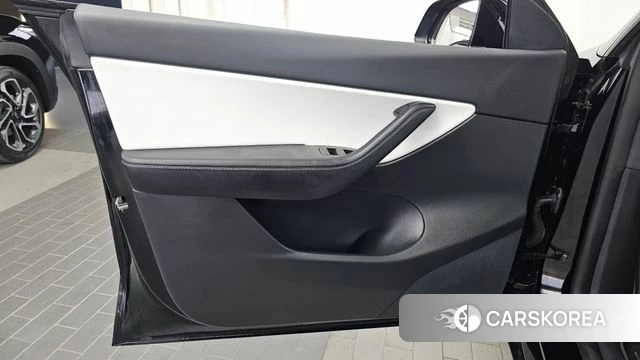 Tesla Model Y id 5034193 из Кореи 15