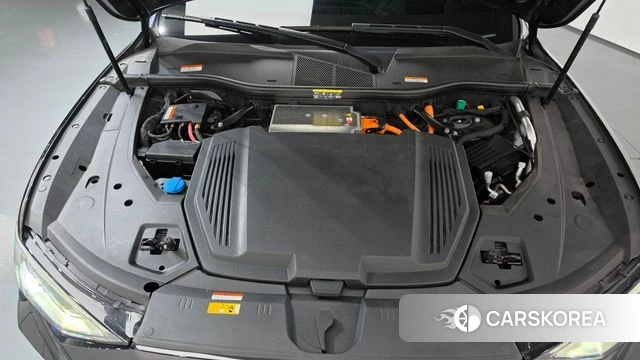 Audi e-Tron id 4921624 из Кореи 15