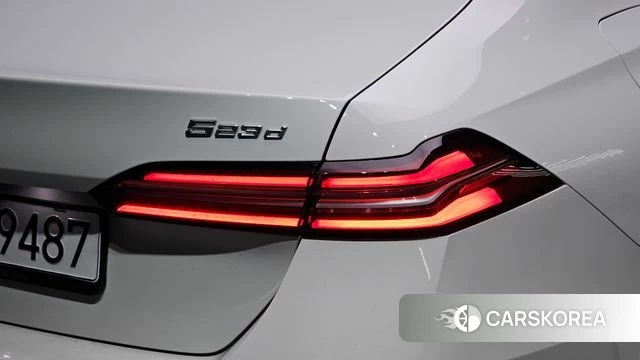 BMW 5 Series (G60) id 5032683 из Кореи 15