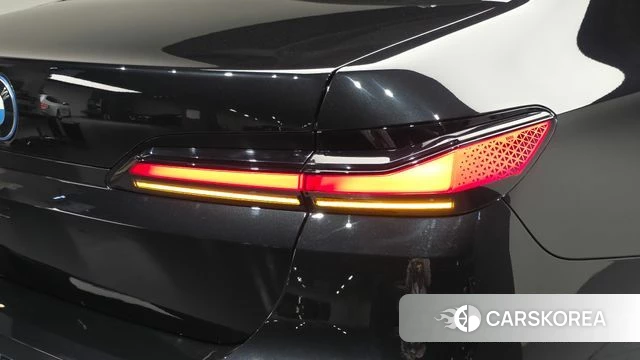 BMW i7 (G70) id 5016469 из Кореи 15
