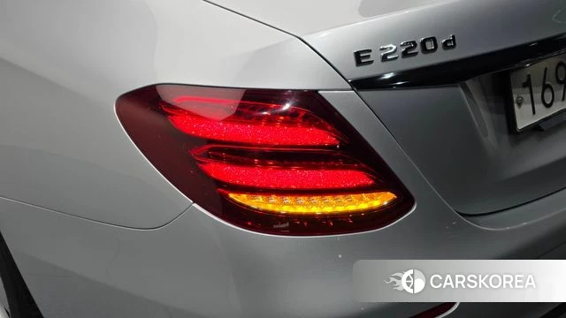 Mercedes-Benz E-Class W213 id 4982737 из Кореи 15