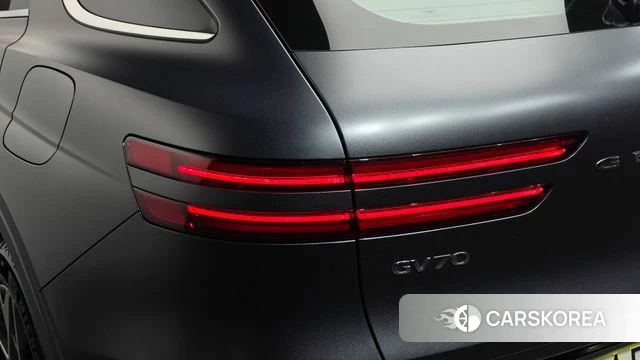 Genesis GV70 id 5023060 из Кореи 15