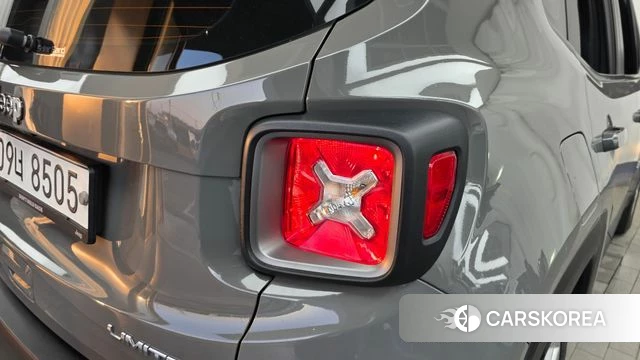 Jeep Renegade id 4907348 из Кореи 15