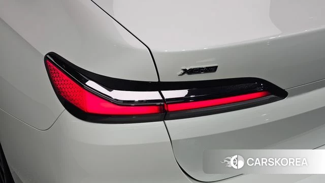 BMW 7 Series (G70) id 4964373 из Кореи 15