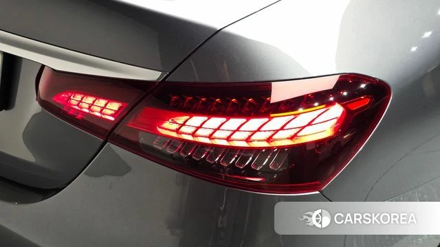 Mercedes-Benz E-Class W213 id 4959109 из Кореи 17