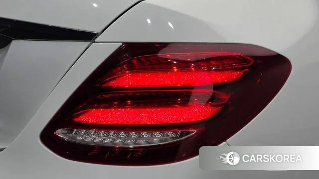 Mercedes-Benz E-Class W213 id 4952602 из Кореи 15
