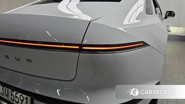 Hyundai Grandeur (GN7) id 5039697 из Кореи 15