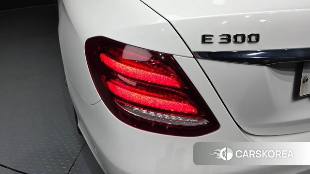 Mercedes-Benz E-Class W213 id 4988377 из Кореи 15