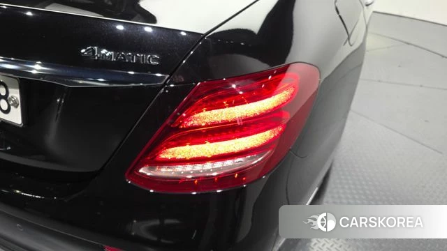 Mercedes-Benz E-Class W213 id 5003961 из Кореи 15