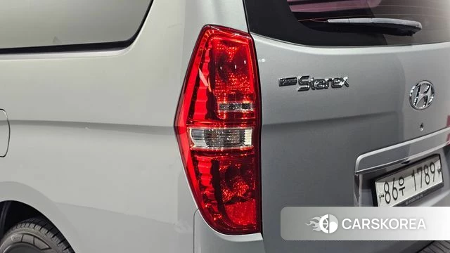 Hyundai The New Grand Starex id 4582064 из Кореи 15