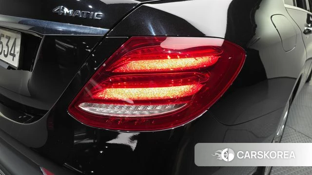 Mercedes-Benz E-Class W213 id 5023379 из Кореи 15