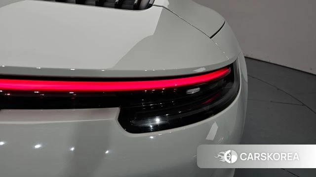 Porsche 911(992) id 4737049 из Кореи 15