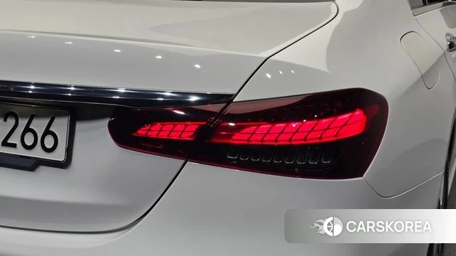 Mercedes-Benz E-Class W213 id 4975913 из Кореи 15