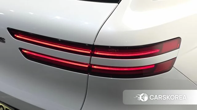 Genesis GV70 id 5002686 из Кореи 15