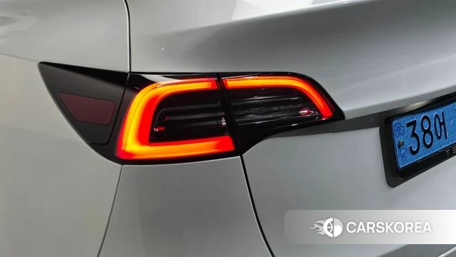 Tesla Model Y id 4681746 из Кореи 15