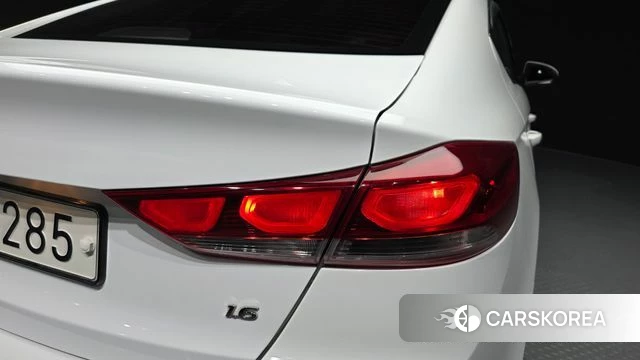 Hyundai Avante AD id 4998912 из Кореи 15