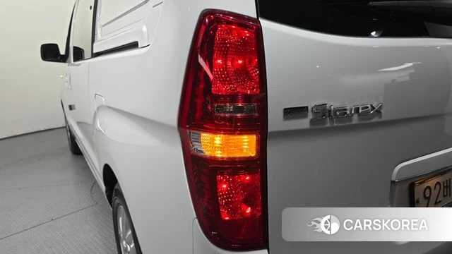 Hyundai The New Grand Starex id 4581315 из Кореи 15
