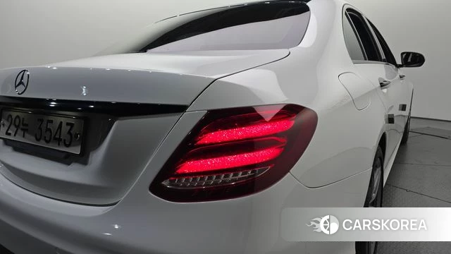 Mercedes-Benz E-Class W213 id 5023890 из Кореи 15