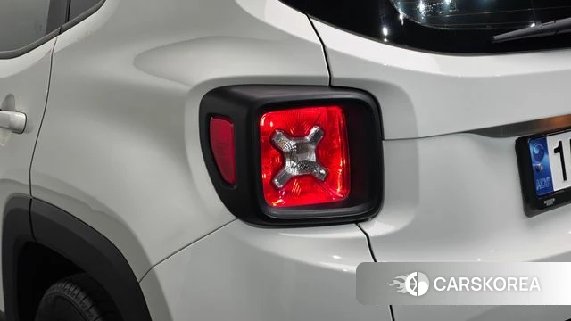 Jeep Renegade id 4975909 из Кореи 15