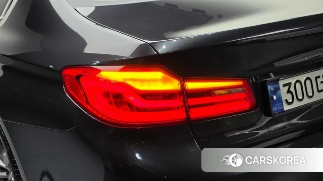 BMW 5 Series (G30) id 4967885 из Кореи 15