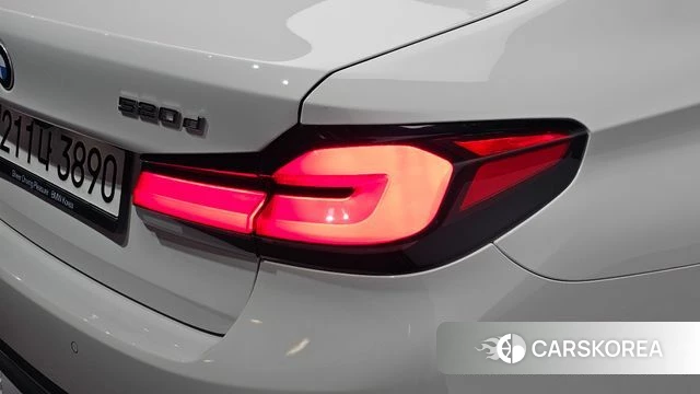 BMW 5 Series (G30) id 4988553 из Кореи 15