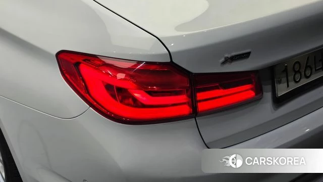 BMW 5 Series (G30) id 5035266 из Кореи 15