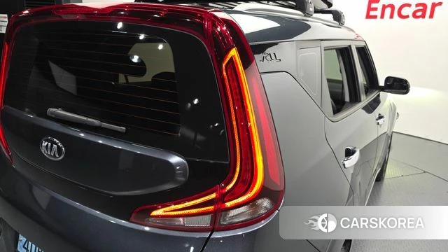 Kia Soul Booster EV id 4967294 из Кореи 15