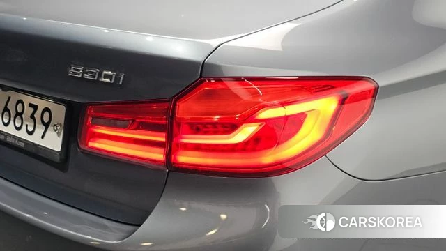BMW 5 Series (G30) id 5029503 из Кореи 15