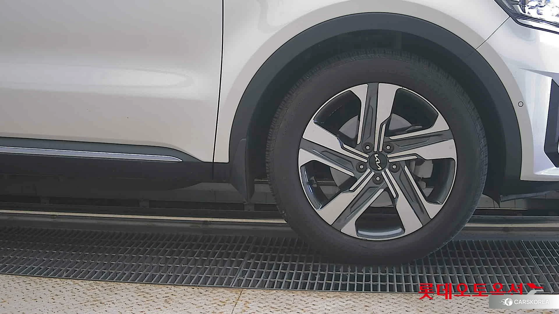 Kia Sorento Hybrid id 4990057 из Кореи 15