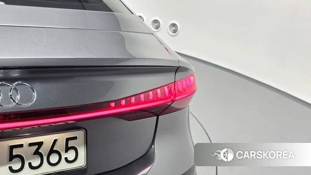 Audi S7 (4K) id 4930128 из Кореи 15
