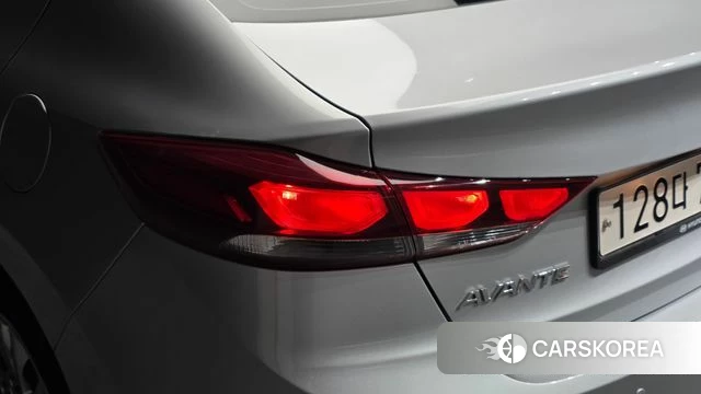 Hyundai Avante AD id 4638321 из Кореи 15