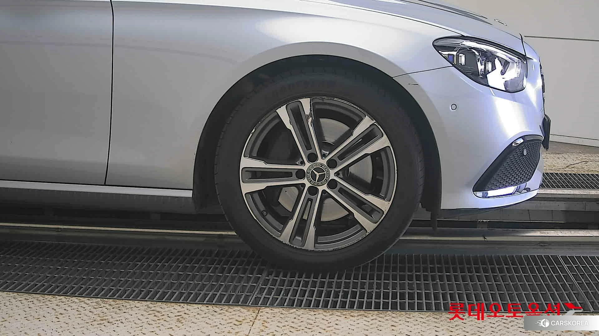 Mercedes-Benz Mercedes-Benz E350 4MATIC id 4989966 из Кореи 15