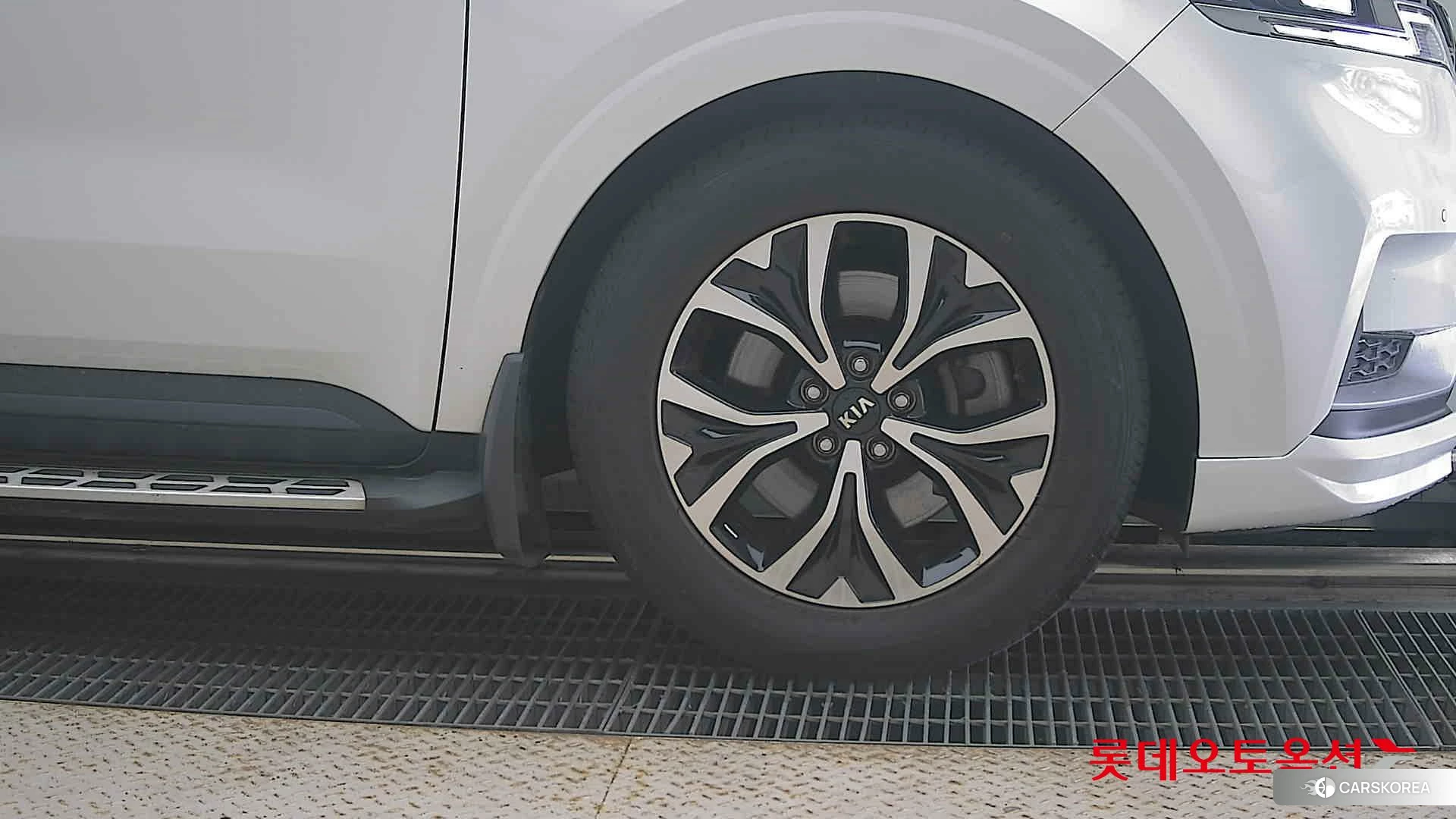 Kia Carnival id 4984741 из Кореи 15