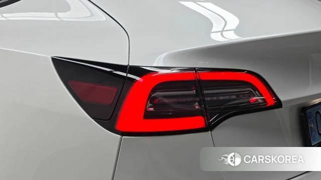 Tesla Model 3 id 4784508 из Кореи 15
