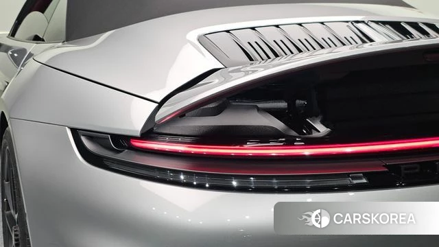 Porsche 911(992) id 4748788 из Кореи 15