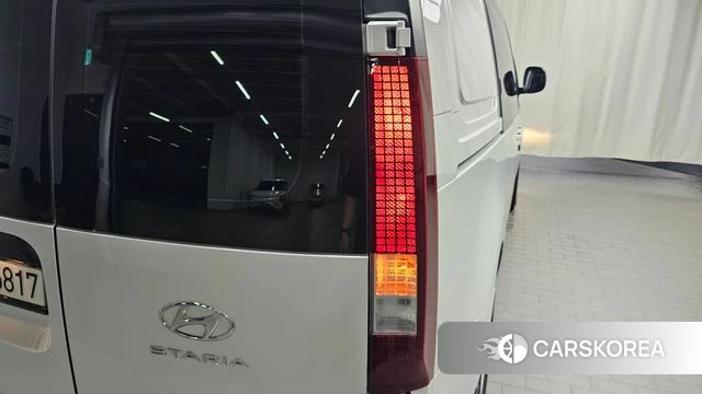 Hyundai Staria id 4656878 из Кореи 15