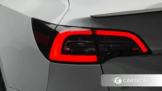 Tesla Model 3 id 4702957 из Кореи 15