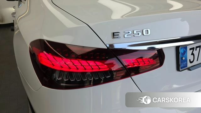Mercedes-Benz E-Class W213 id 4957839 из Кореи 15
