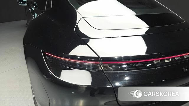 Porsche Taycan id 4985811 из Кореи 15