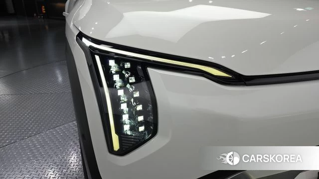 Kia EV3 id 5032949 из Кореи 15