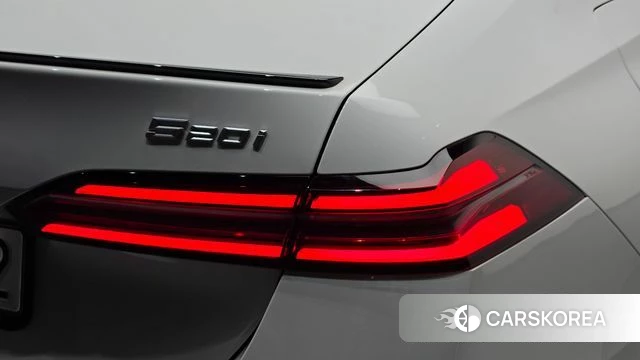 BMW 5 Series (G60) id 4950111 из Кореи 15