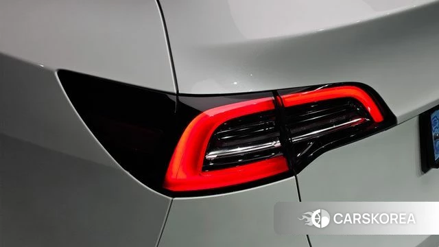 Tesla Model Y id 4943142 из Кореи 15