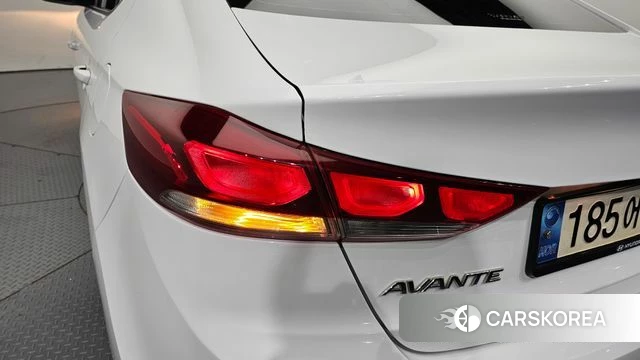 Hyundai Avante AD id 4785786 из Кореи 15