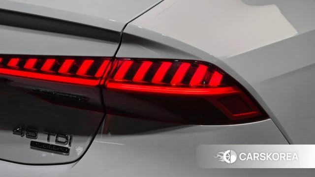 Audi A7 (4K) id 4929483 из Кореи 15