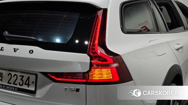 Volvo V60 Cross-Country 2nd Generation id 4907334 из Кореи 15