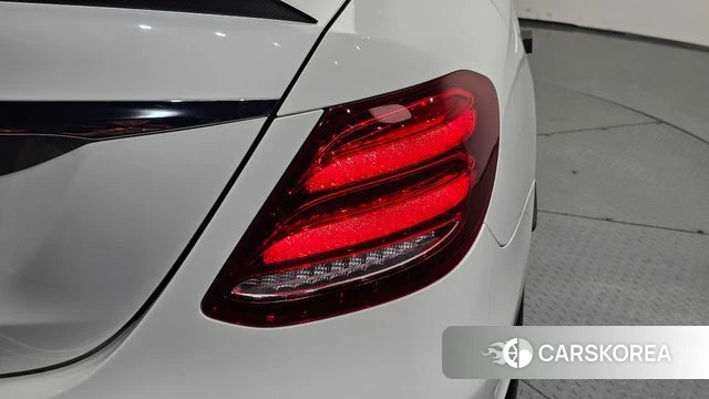 Mercedes-Benz E-Class W213 id 5023736 из Кореи 15