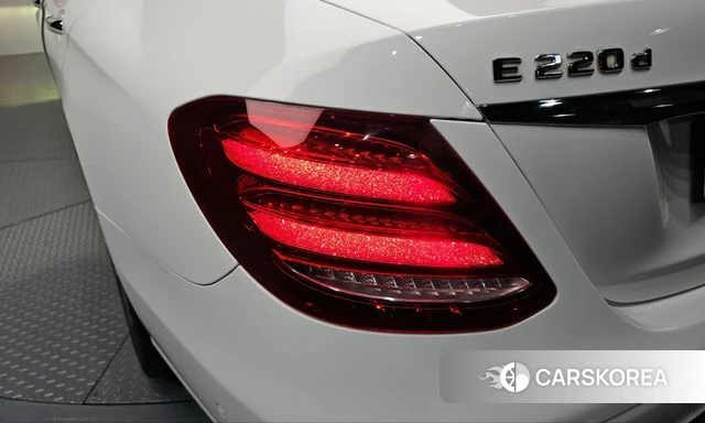 Mercedes-Benz E-Class W213 id 5023798 из Кореи 15